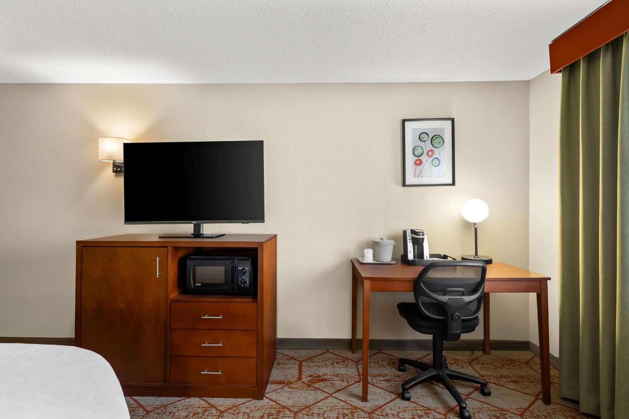 Best Western Fremont Angola I-80 90 Toll Road Eksteriør bilde