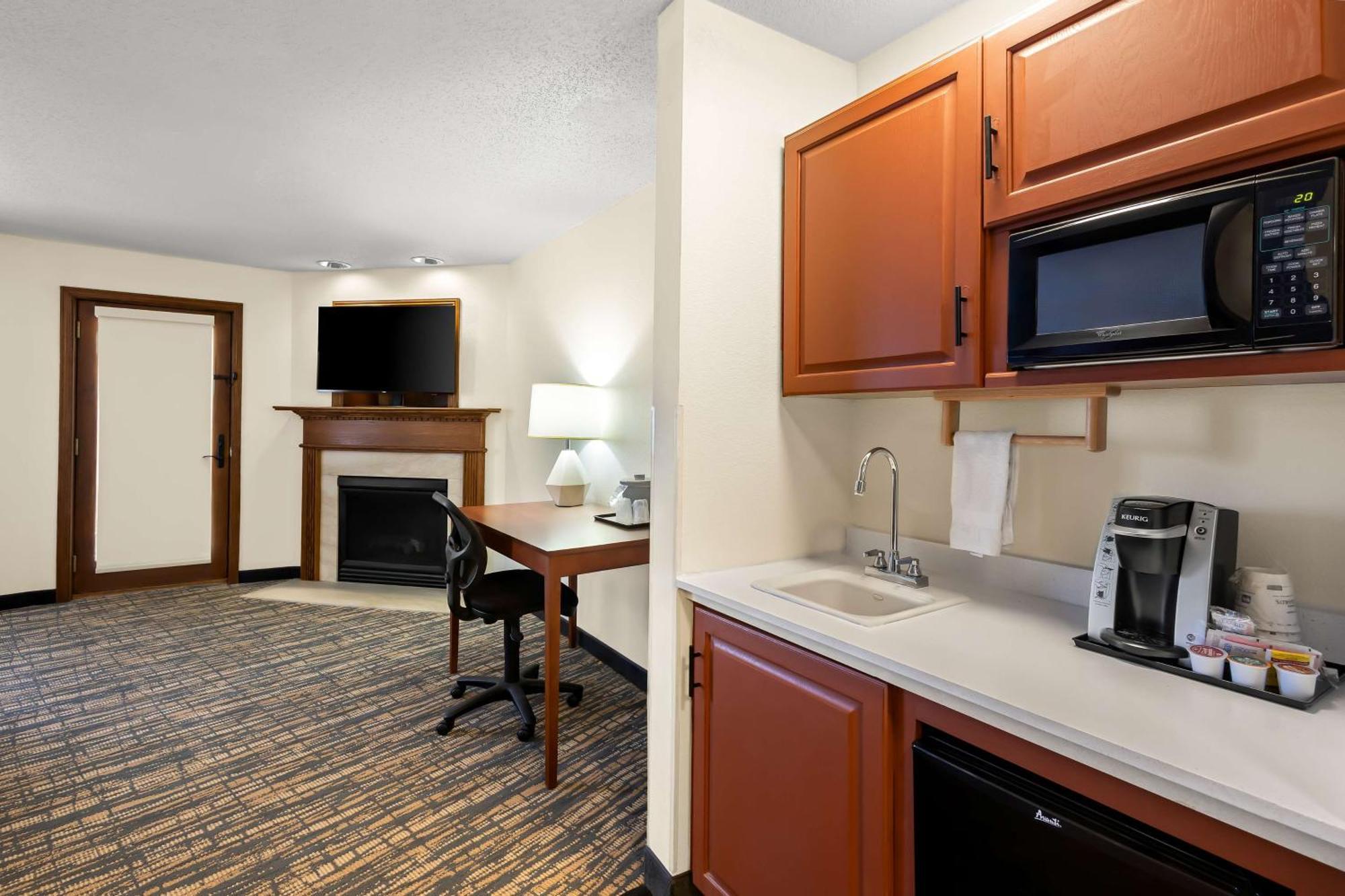 Best Western Fremont Angola I-80 90 Toll Road Eksteriør bilde